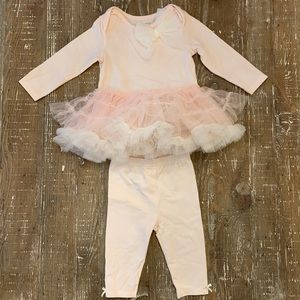 Baby top with leggings